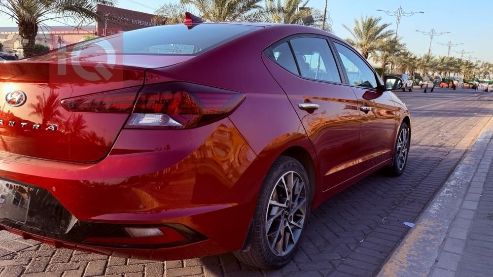 هيونداي النترا